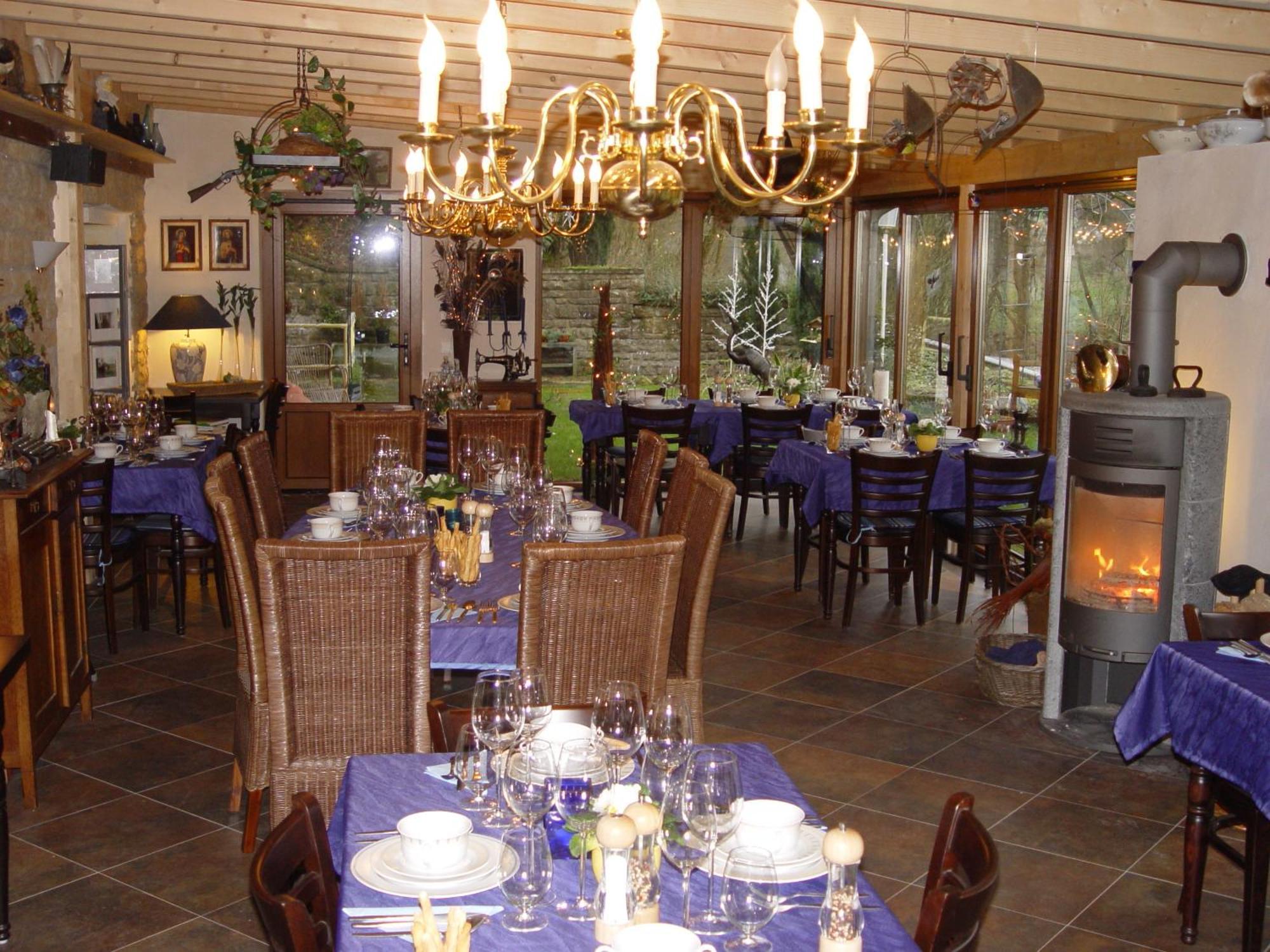 Altes Zollhaus Naehe Luxemburg Hotel Ammeldingen an der Our Luaran gambar