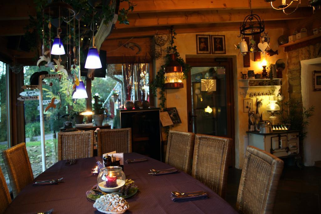 Altes Zollhaus Naehe Luxemburg Hotel Ammeldingen an der Our Luaran gambar